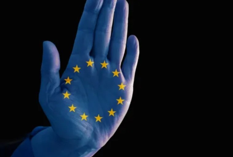 Австрия се противопоставя на премахването на проверките по границите на